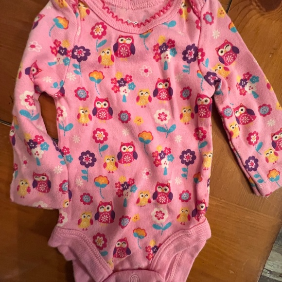 Koala Baby 3 pack long sleeve Onesies. - Picture 3 of 8